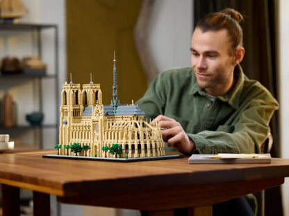 LEGO Notre-Dame de Paris (21061)