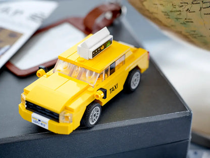 LEGO Yellow Taxi (40468)