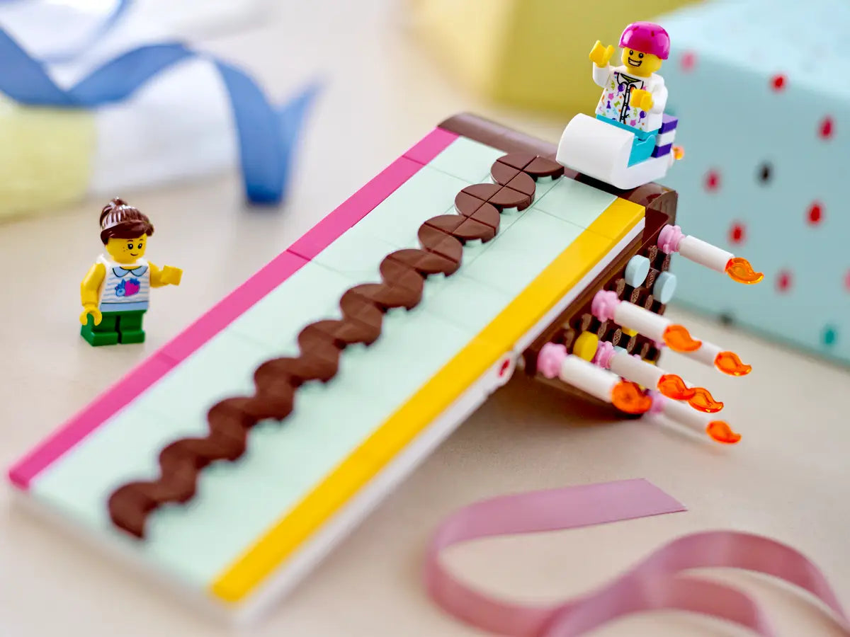 LEGO Birthday Cake (40641)