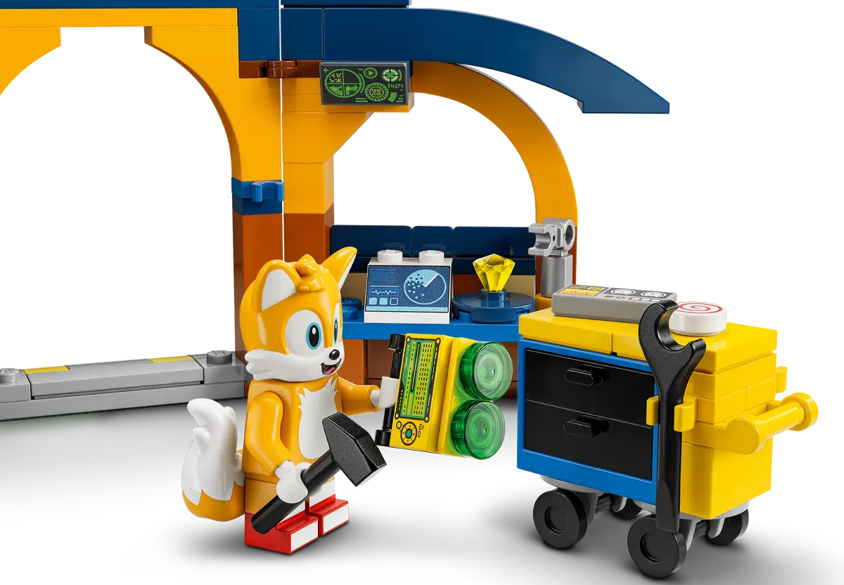 LEGO Tails' Workshop and Tornado Plane (76991)